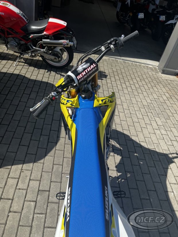 SUZUKI RM-Z250