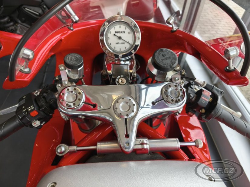 Ducati MH 900 e