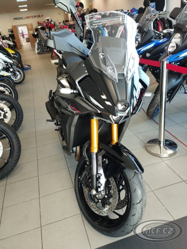 SUZUKI GSX-S1000 GX