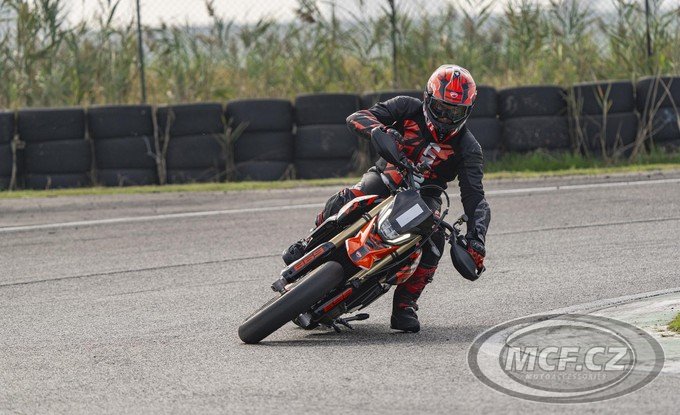 DUCATI Hypermotard 698 Mono RVE