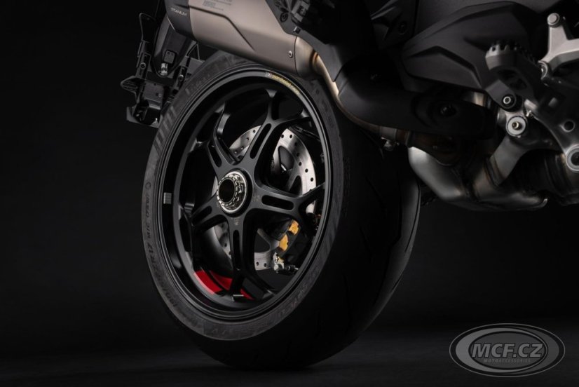 DUCATI Multistrada V4 PIKES PEAK Model 2025