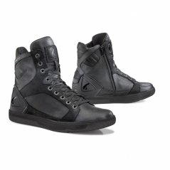 Moto boots FORMA HYPER DRY black
