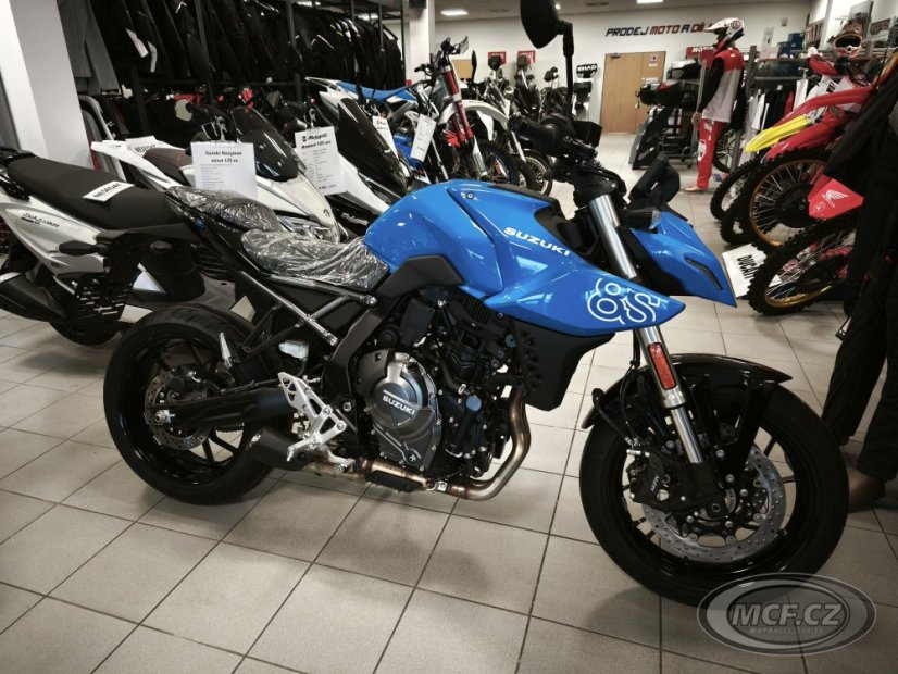 Suzuki GSX-8S