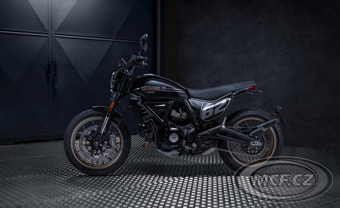 DUCATI Scrambler Full Throttle