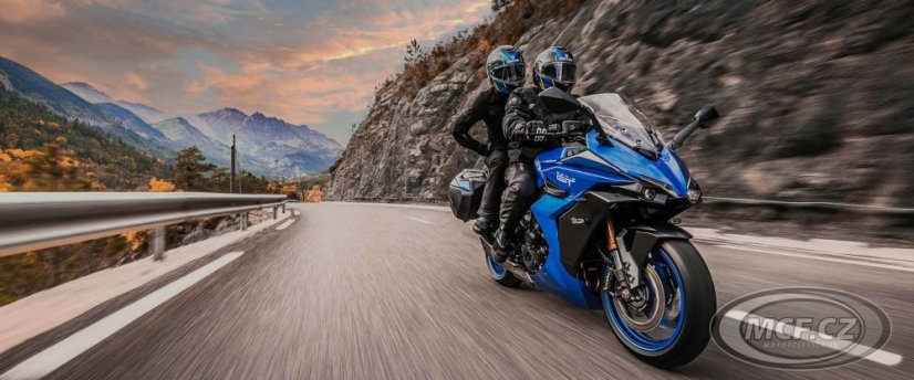 SUZUKI GSX-S1000GT 2026