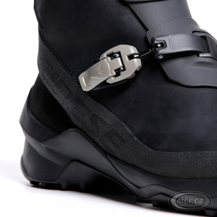 Motorcycle boots DAINESE SEEKER Gore-Tex black