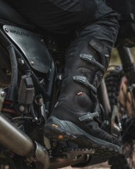 Moto boots FORMA ADVENTURE PRO black
