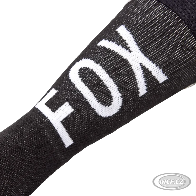 Nadkolenky FOX Flexair Fracture Kb Sock černo/bílé 36366-058