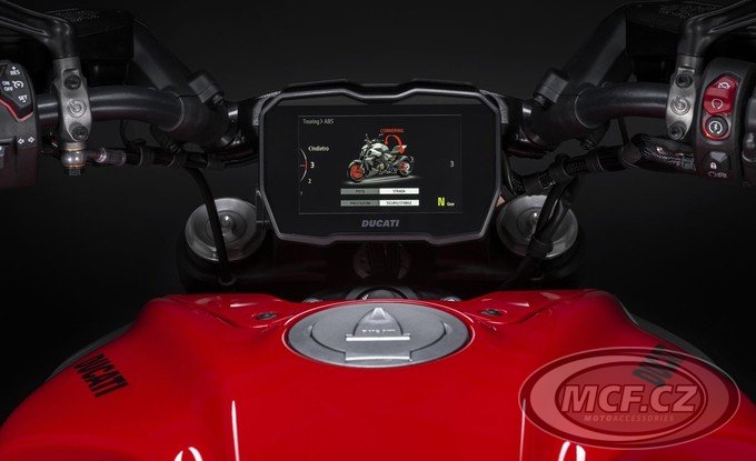 DUCATI Diavel V4 Červený
