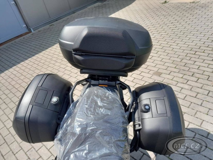 SUZUKI V-Strom 650 SHAD Touring