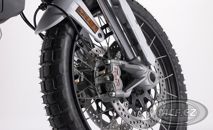 DUCATI DesertX bílý