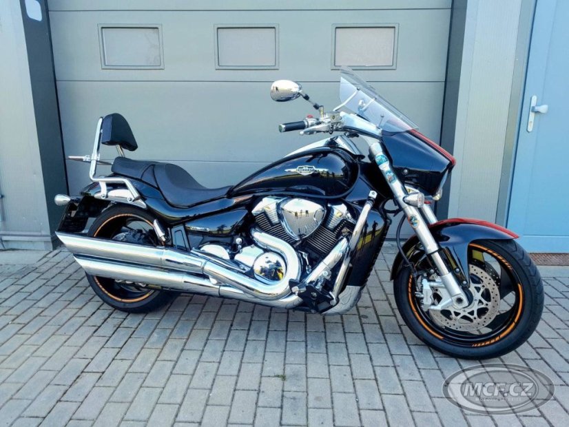 Suzuki Intruder M1800 R (SLEVA)