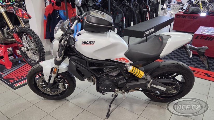 Ducati Monster 797+