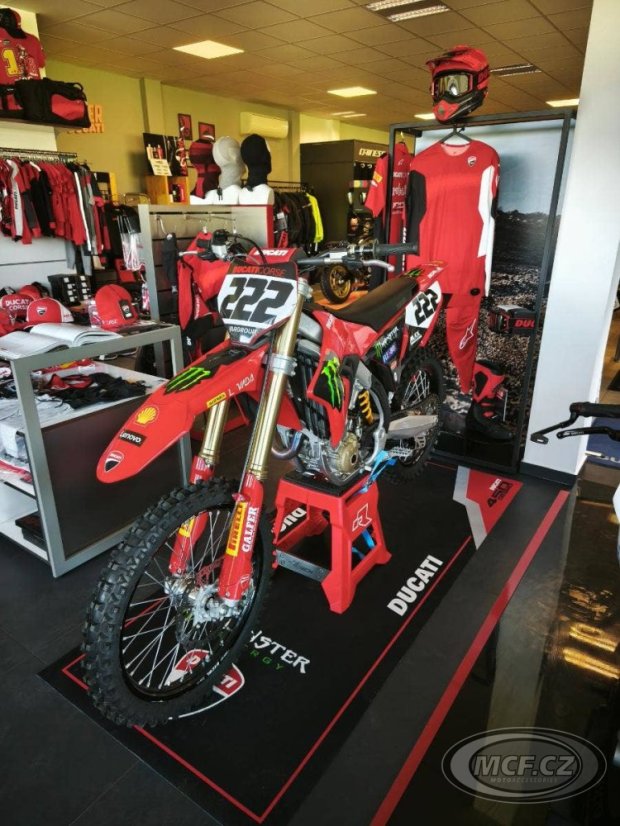 DESMO 450 MX Cairoli Design