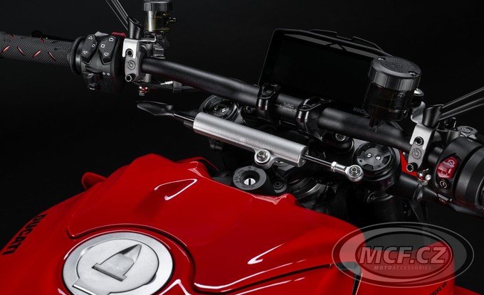 DUCATI Streetfighter V4