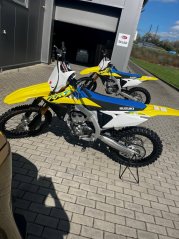 SUZUKI RM-Z250