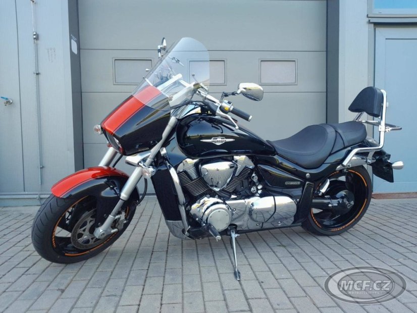 Suzuki Intruder M1800 R (SLEVA)
