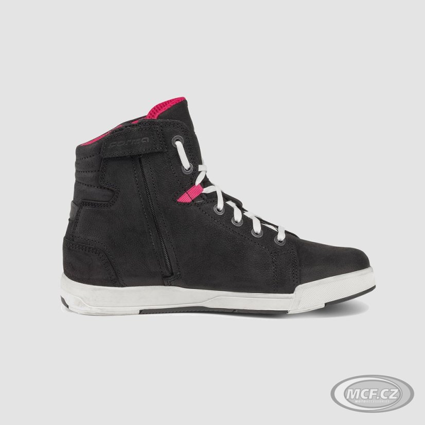 Moto boots FORMA SWIFT X FIT DRY LADY black/white