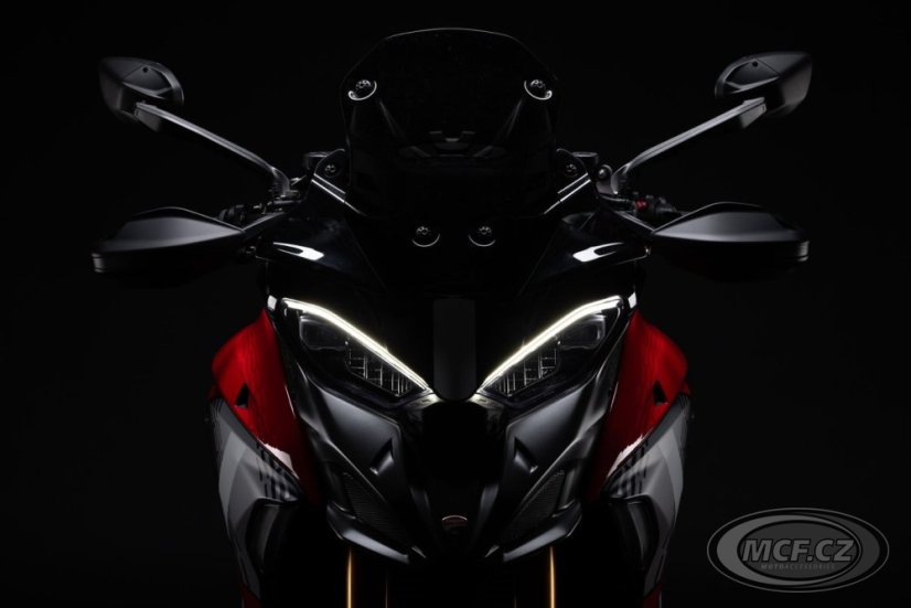 DUCATI Multistrada V4 PIKES PEAK Model 2025