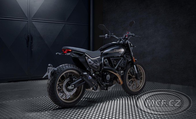 DUCATI Scrambler Full Throttle