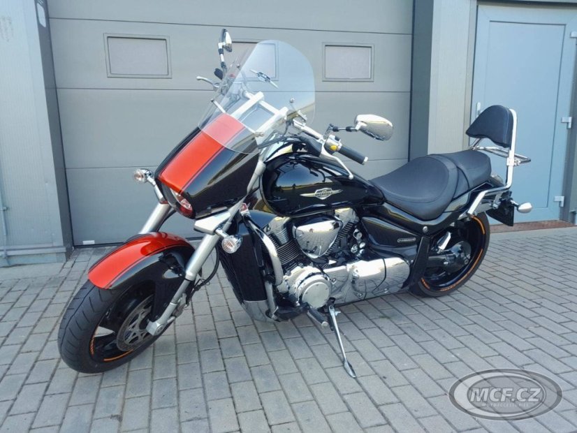 Suzuki Intruder M1800 R (SLEVA)