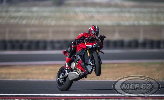 DUCATI Streetfighter V4 S