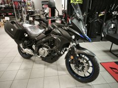 SUZUKI V- Strom 650 černý s výbavou