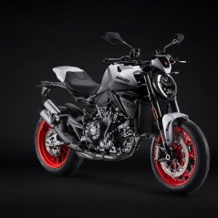 Ducati Monster a Monster +