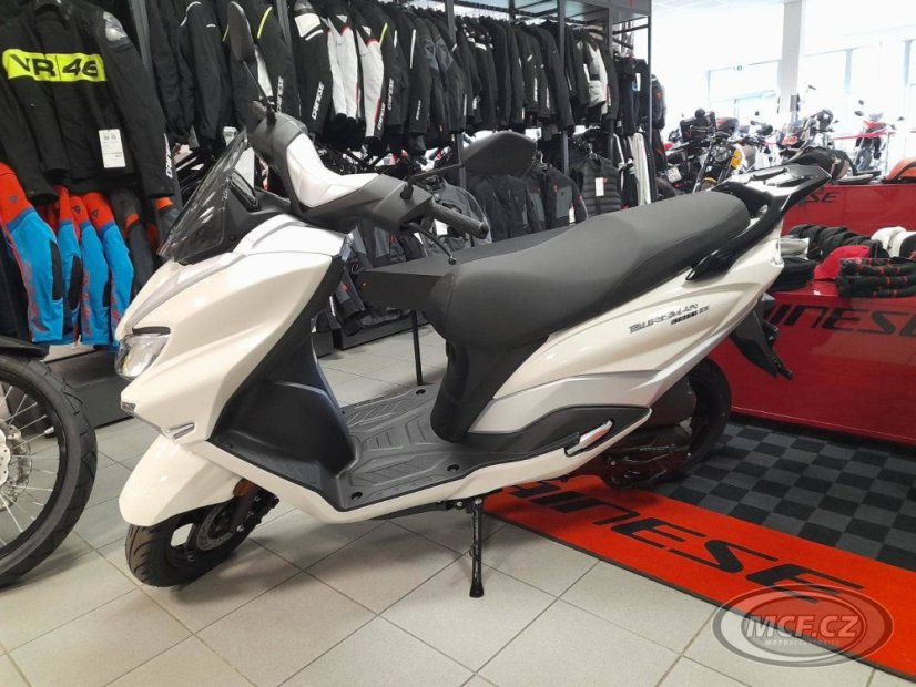 SUZUKI Burgman street 125 ex