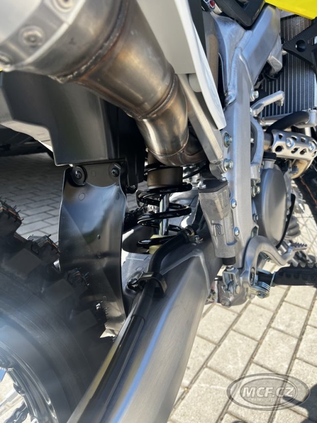 SUZUKI RM-Z250