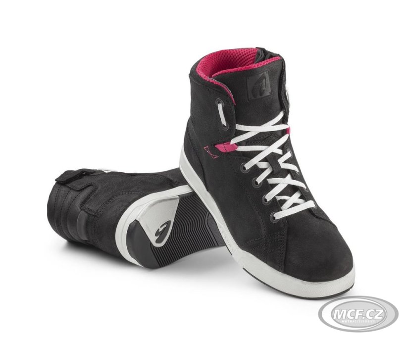 Moto boots FORMA SWIFT X FIT DRY LADY black/white