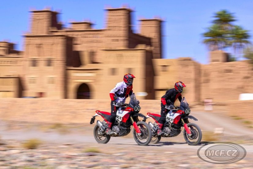DUCATI DESERT X Rally