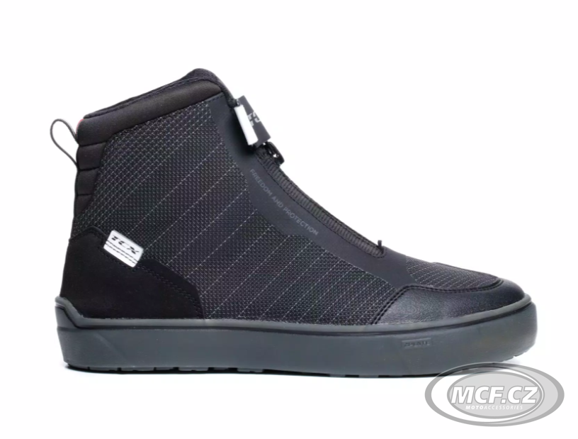 Moto boots TCX IKASU 2 WP black/white