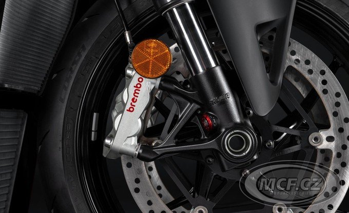 DUCATI Streetfighter V4