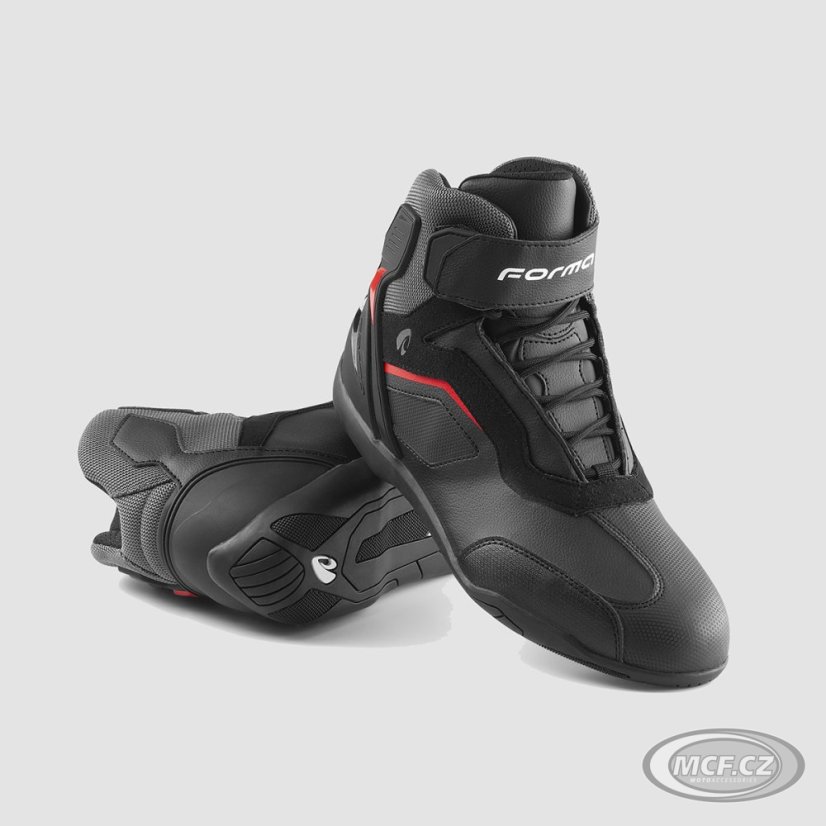 Moto boots FORMA STINGER EVO DRY black