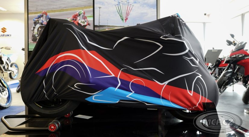 Plachta na motorku Hurly BMW