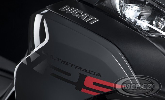 DUCATI Multistrada V2 S
