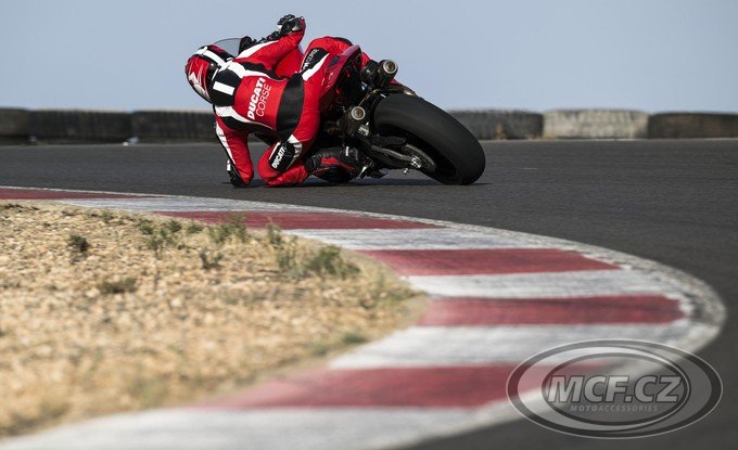 Ducati Panigale V2S