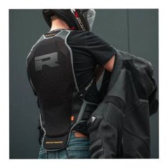 Chránič páteře RICHA BACKSHIELD D3O černý 8D3BA